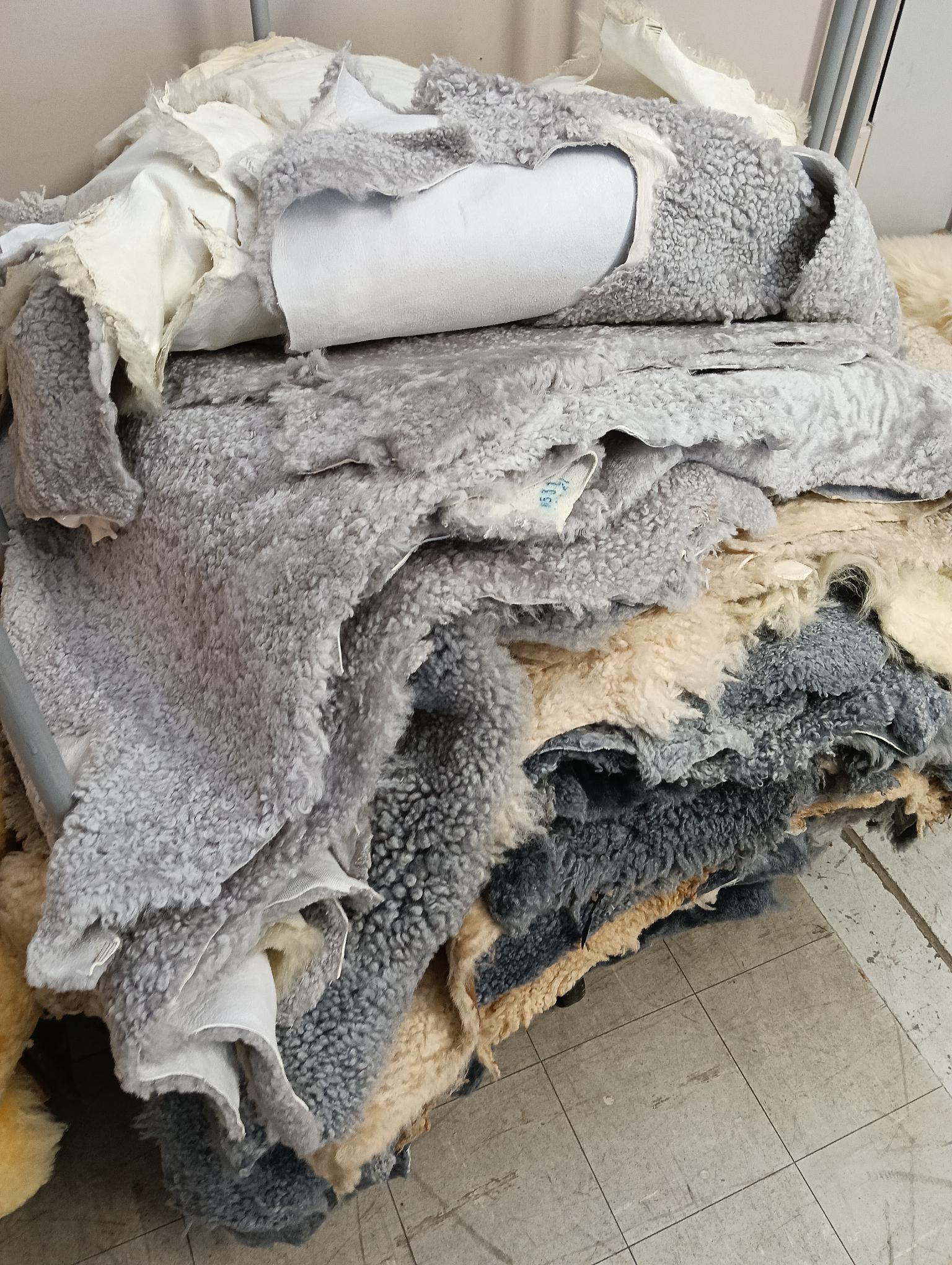 Michelle's Trolley of Shortwool Samples